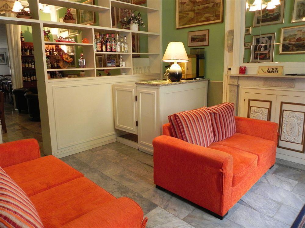 Hotel Ondina Viareggio Kültér fotó