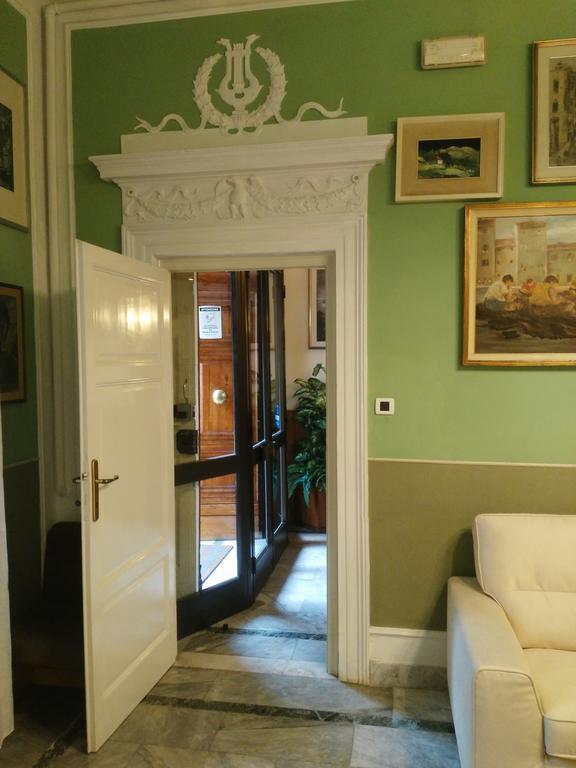 Hotel Ondina Viareggio Kültér fotó