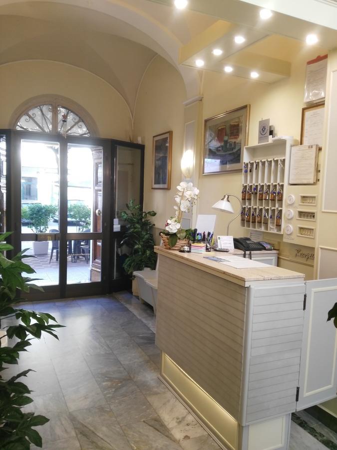 Hotel Ondina Viareggio Kültér fotó